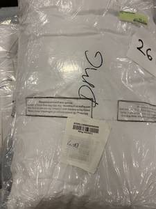 lot 26 image: Loftaire Extra Firm Queen Pillow, PP83-Q-WHITE - NEW
