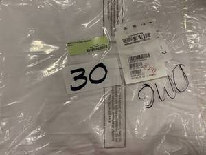 lot 30 image: Best Medium Down Standard Pillow, PP34-STD-WHITE - NEW