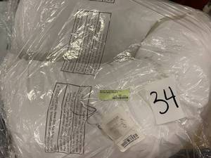 lot 34 image: Body 20 x 72 TCS Down-Free Down Alternative Medium Density Pillow Insert, PO46-BDMED-WHITE - NEW