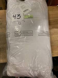 lot 43 image: Organic White Firm Down King Pillow, PP44-K-WHITE - NEW