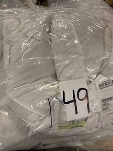lot 49 image: Baffled Square 4 in. Twin Down Featherbed Mattress Topper, FA31-T-WHITE - NEW