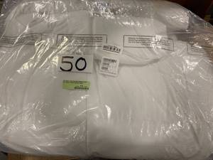 lot 50 image: TCS Down-Free Alternative Baffled Square 4 in. Queen Softbed Mattress Topper, FA20-Q-WHITE - NEW