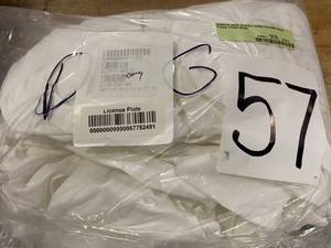 lot 57 image: Legends Hotel Supima Cotton Percale Deep Pocket Fitted Sheet, E1U9-Q-WHITE - NEW