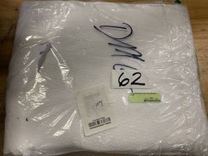 lot 62 image: Pawling White Solid Cotton King Matelasse Coverlet, 50532Q-K-WHITE - NEW