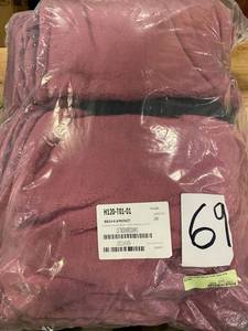 lot 69 image: Company Plush African Violet Solid King Blanket, 85014-K-AFRVIOLET - NEW