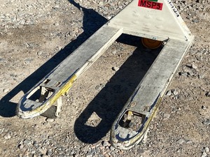 Crown PTH50 Pallet Jack