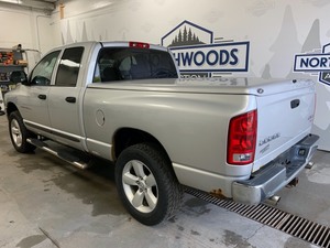 2004 Dodge Ram 1500 Hemi 4x4 -No Reserve-