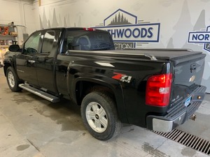 2009 Chevy Silverado 4x4 -No Reserve-