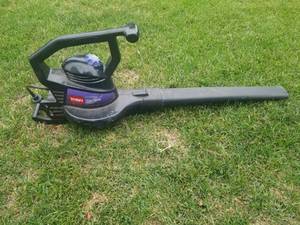 lot 179 image: Toro Ultra Electric BlowerVacuum