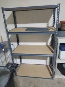lot 162 image: Sturdy Metal Shelving Unit