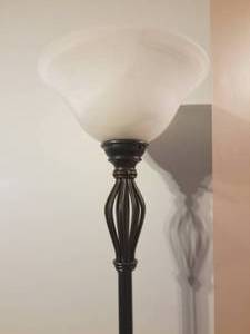 lot 159 image: Tall Metal Floor Lamp