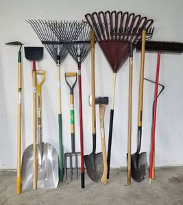 lot 147 image: Yard Warrior Package