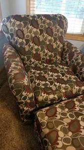 lot 80 image: Modern Club Chair and Ottoman by Hughes Furniture