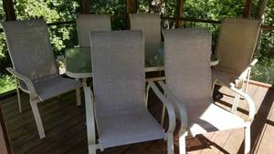 lot 11 image: Large Patio Table with Six Chairs