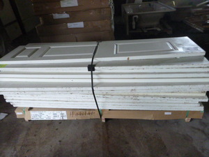 lot 49 image: Pallet of Slab Doors