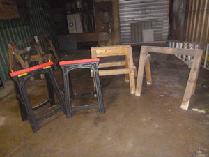 lot 117 image: 4 Sawhorses
