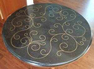 lot 3 image: Gorgeous Brass Inlaid Granite Parlour Table