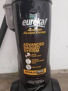 lot 99 image: Eureka Hepa Filter Upright Vaccum Cleaner