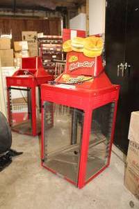 lot 88 image: Wisco Industries, Inc. Merchandiser Commercial NSF Food Warmer Wire Rack Hot Food Display Cabinet 690-25