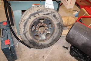 lot 87 image: Firestone Steeltex Radial LT27575R16 Light Truck Tire with 16in. 8-Lug Steel Wheel