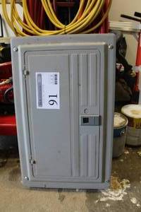 lot 91 image: Siemens Indoor Load Center Electric Circuit Panel Box