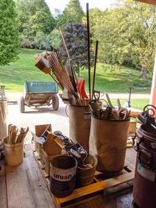 lot 189 image: Pallet lot of Hardware, Rakes, Handles, Lenses, Safety Kit and More