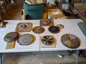 lot 202 image: Large Lot of Circular Saw Blades Approx 55 Blades Some new Most are Used