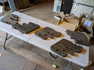 lot 216 image: (5) Tafyco Tractor Suitcase Weights