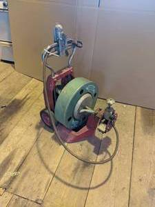 lot 18 image: Spartan Compact Pipe Snake, Model 300