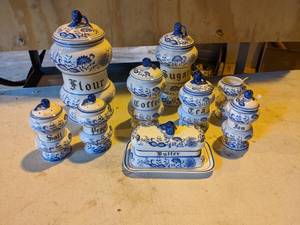 lot 79 image: Blue Onion CanisterKitchen Set