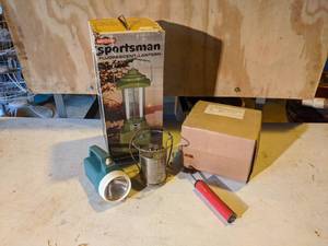 lot 34 image: Lanterns, NEW IN BOX Vintage Sears 6 Amp Battery Charger
