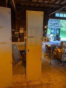 lot 99 image: Metal Cabinet with Door