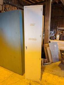 lot 100 image: Metal Cabinet with Door