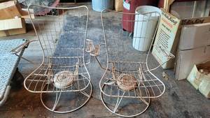lot 17 image: 2 Vintage Wire Patio Chairs