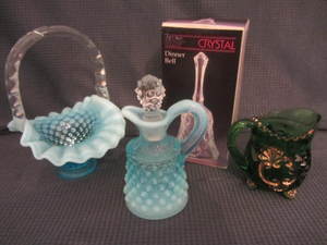 lot 80 image: Basket, Cruet, Toothpick Holder