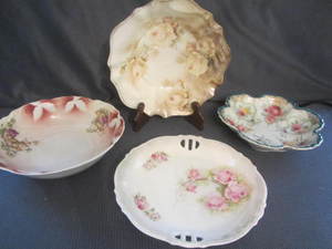 lot 84 image: German Bowls