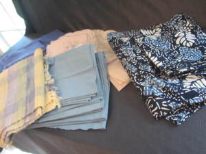 lot 95 image: Table Linens