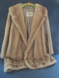 lot 97 image: Fur Coat