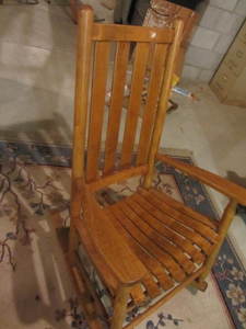 lot 104 image: Antique Rocker