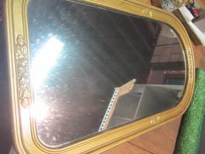 lot 123 image: Vintage Mirror