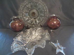 lot 77 image: Bowls & Vases