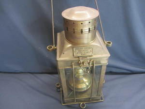 lot 129 image: Ships Light
