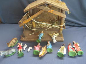 lot 149 image: Nativity Set