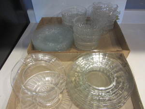 lot 179 image: Dessert Bowls, Snack Plates