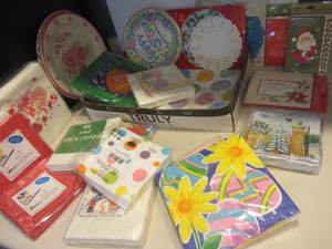 lot 181 image: Napkins & Doilies