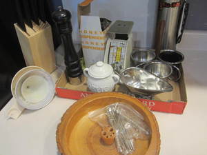 lot 183 image: Kitchenwares