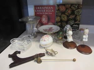 lot 209 image: Ukrainian Egg Decorating