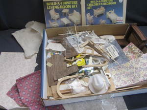 lot 165 image: Doll House Furniture Kits