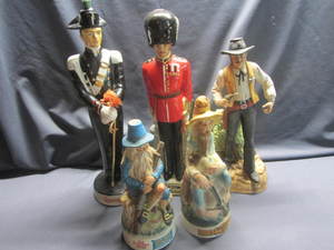 lot 223 image: Jim Beam Decanters
