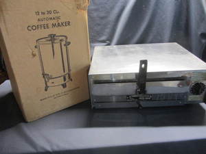 lot 224 image: Pizza Oven, Coffee Maker